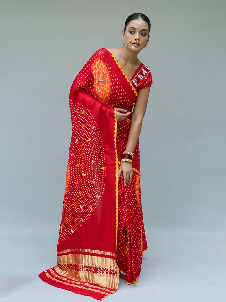 Gajji Warli Embroidered Palla Red Bandhej Saree