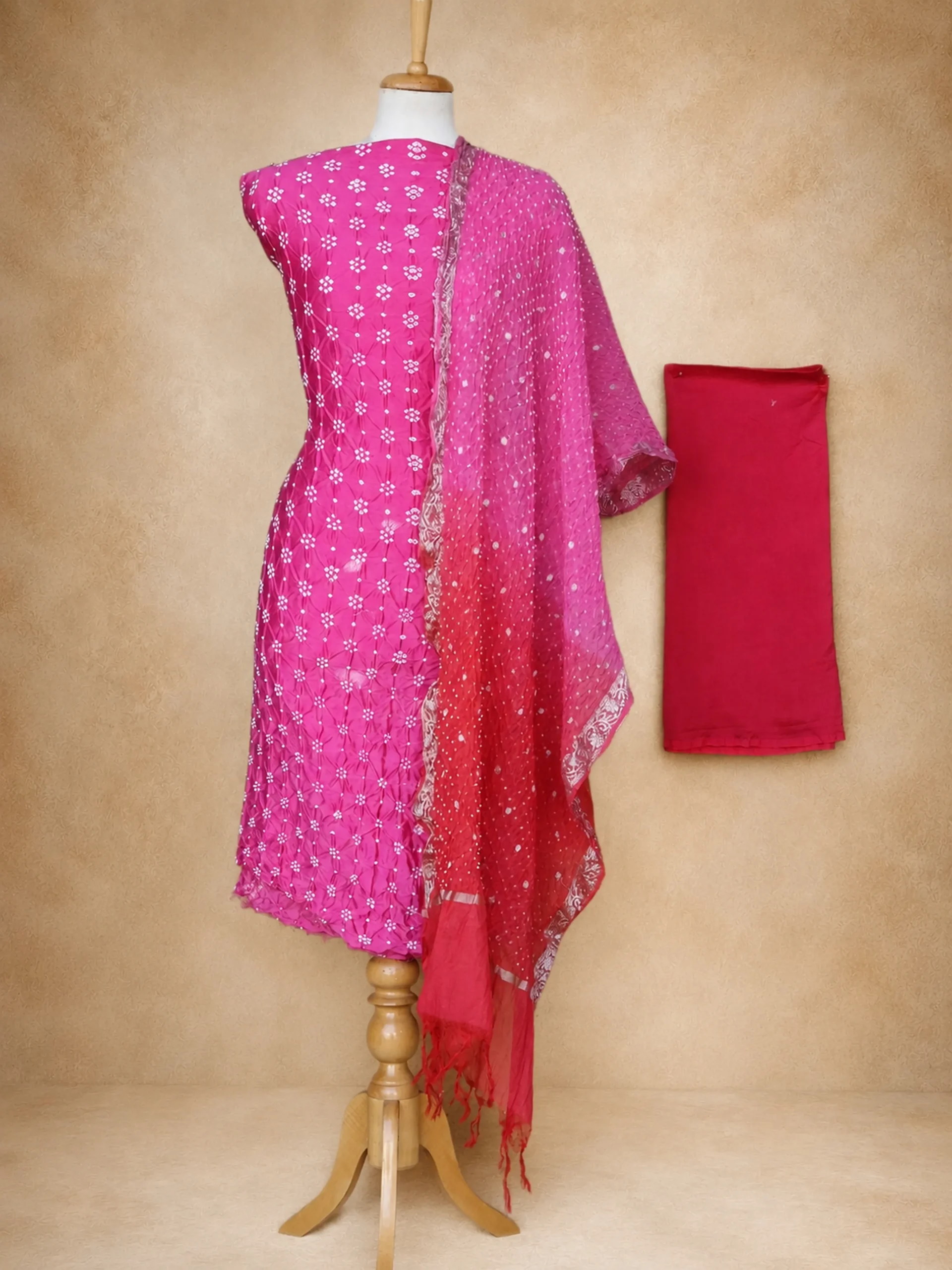 The Rose Royale Collection – Pure Munga Silk Suit Set with Chanderi Silk Dupatta