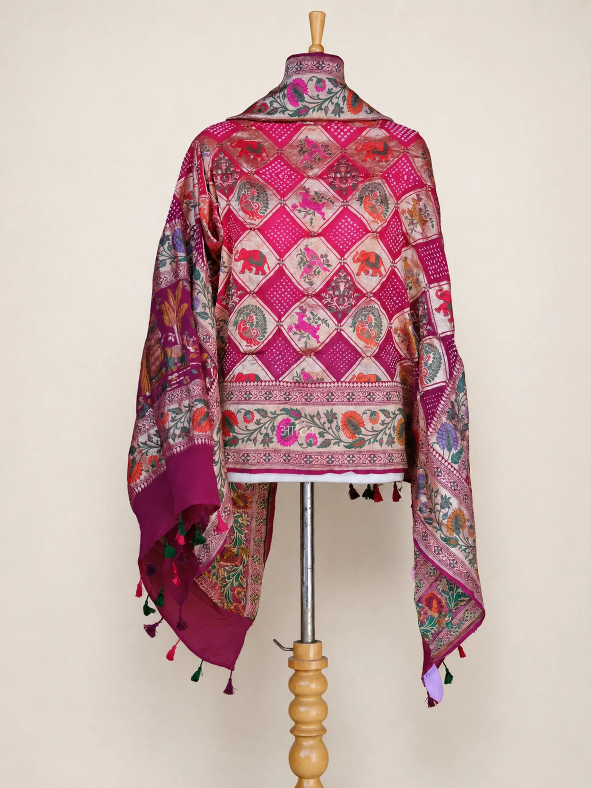 Beldar Border - Clean Border Design Georgette Bandhej Dupatta