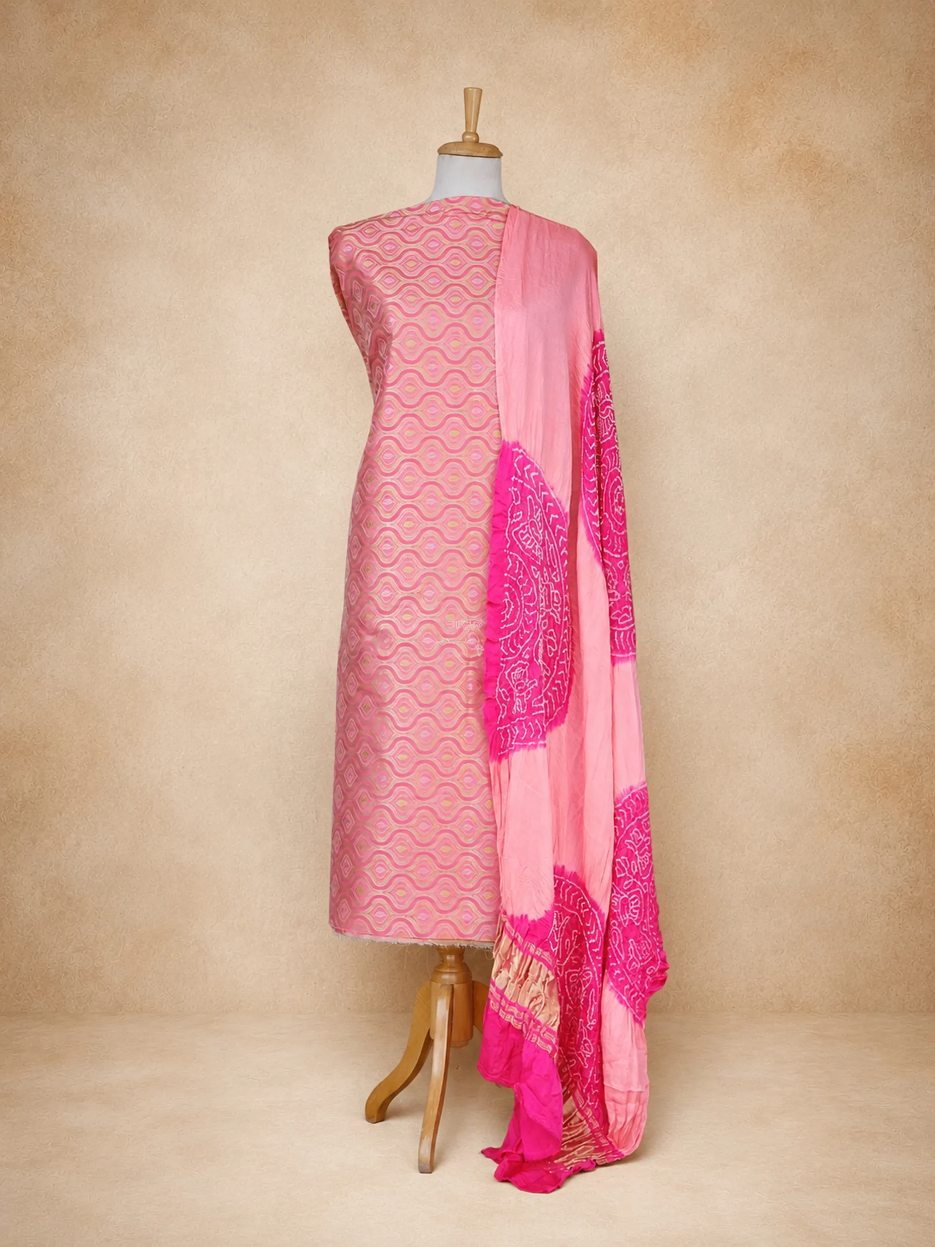 Modern Pink & Peach Banarasi Rangkat Fabric for High-End Fusion Tailoring