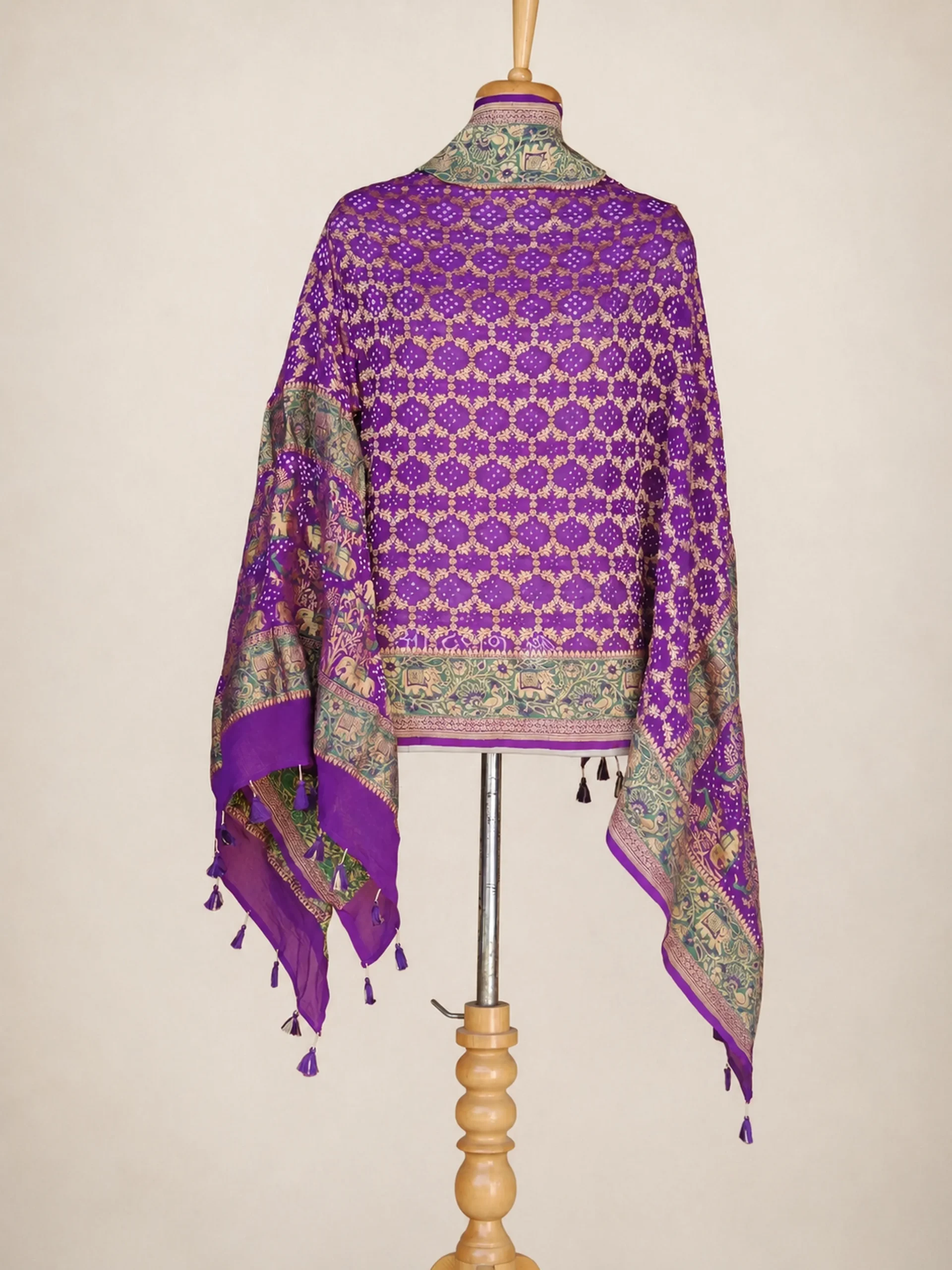 Khilati Jaal - Heavy Pure  Georgette Kutchi Bandhani Dupatta