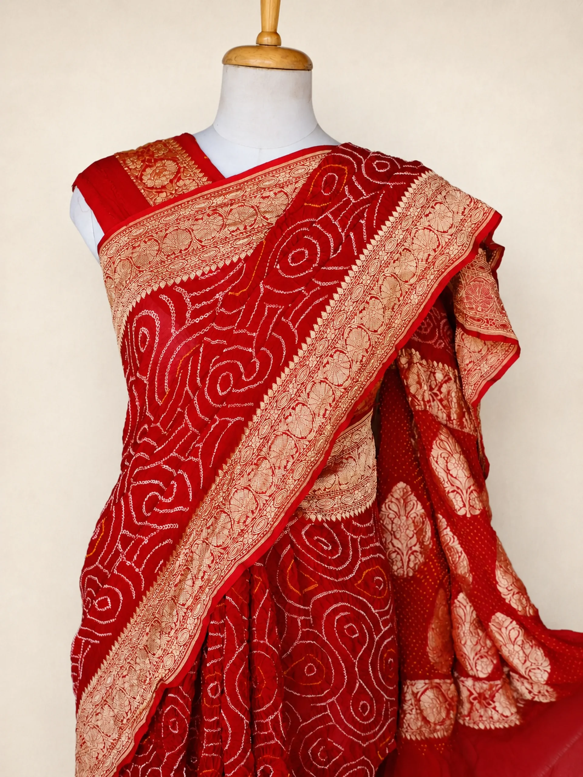 Fine Handcrafted Bandhani Saree in Pure Georgette