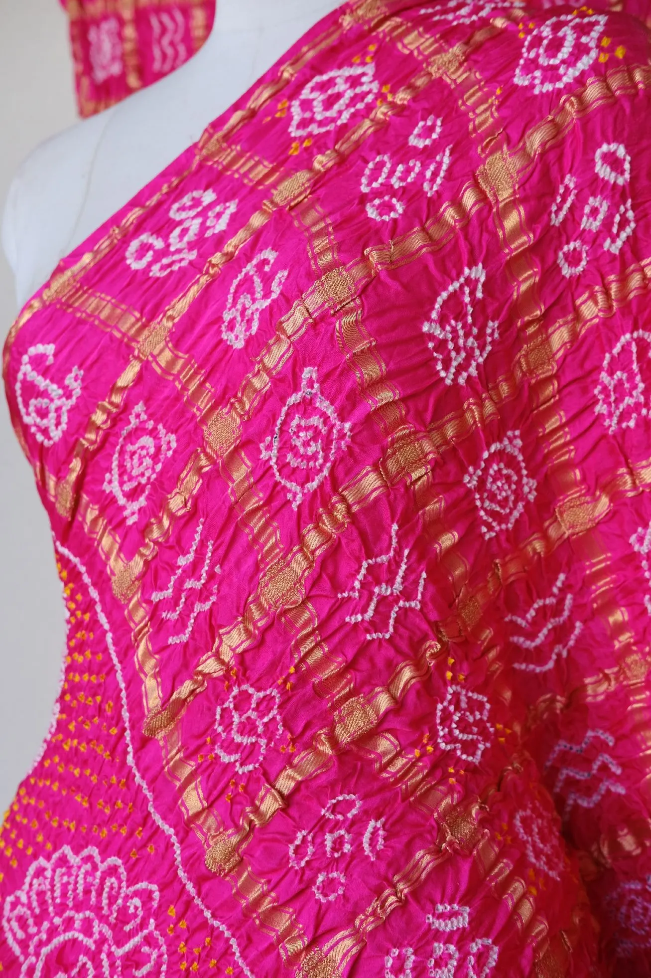 Luxury Handmade Bandhani Saree in Pure Gaji Silk
