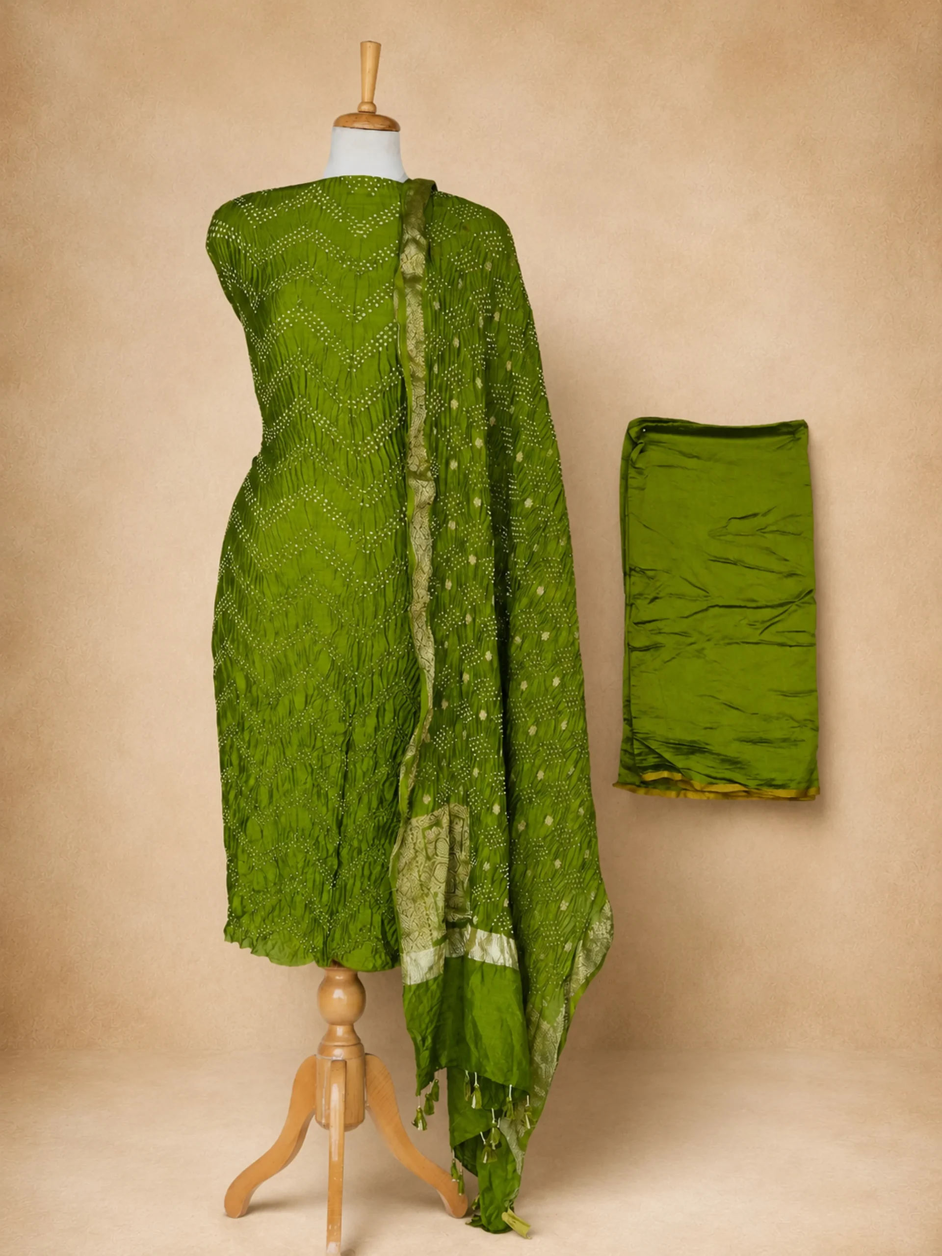 Luxury Heritage Munga Silk Suit Set with Tussar Silk Dupatta in Verdant Green Tones
