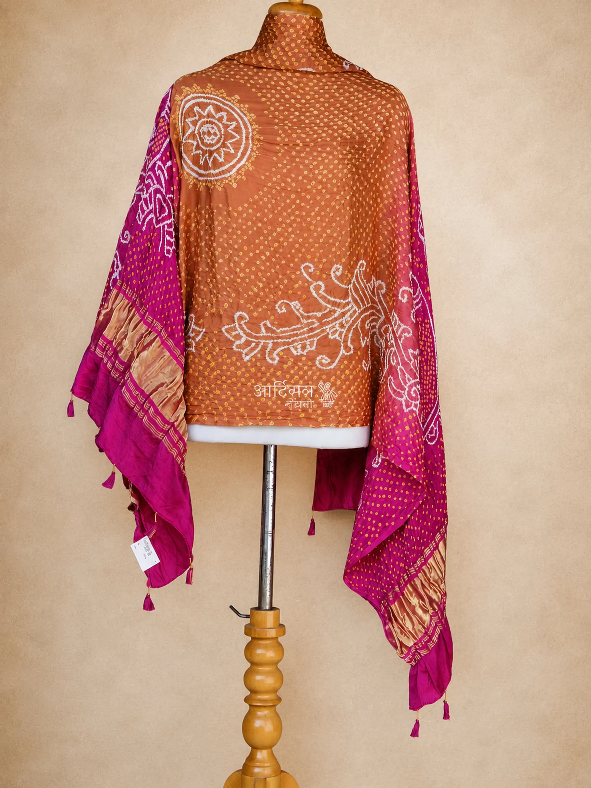 Artisan Crafted Bhuj Bandhani Dupatta