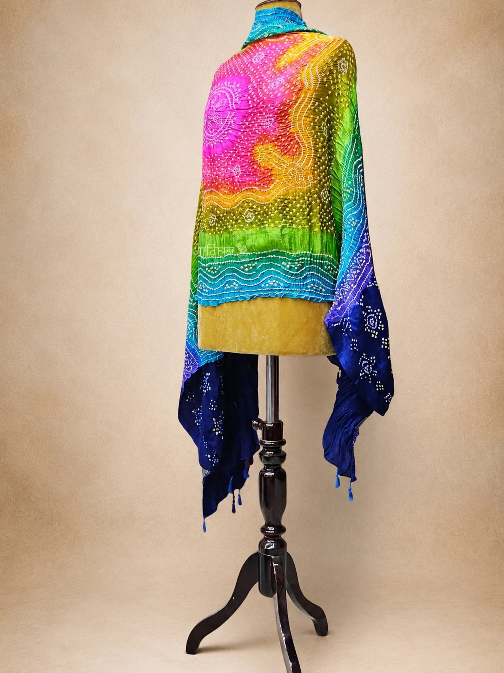 Artisan Crafted Bhuj Bandhani Dupatta