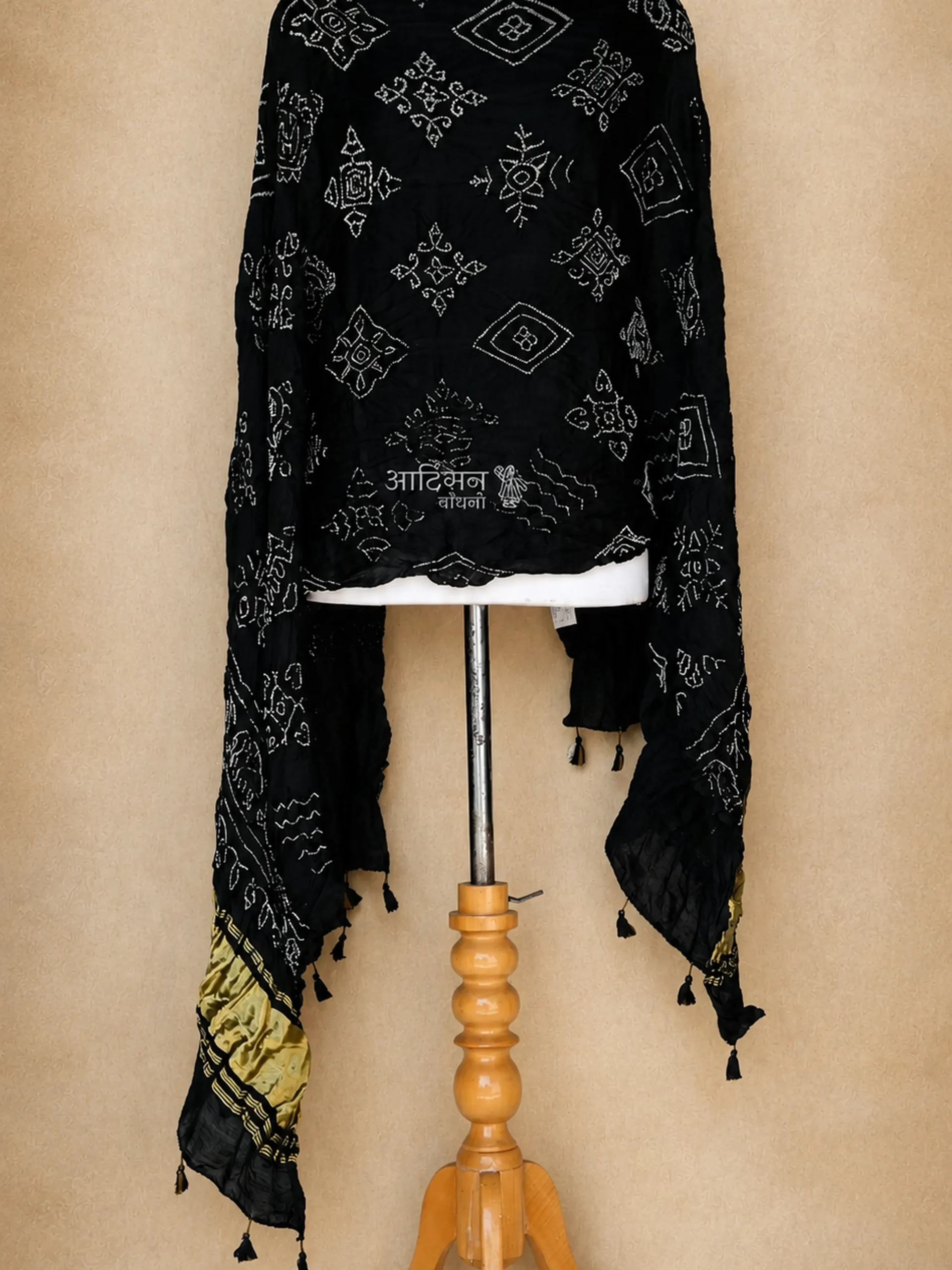 Handmade Gaji Silk Dupatta from Bhuj