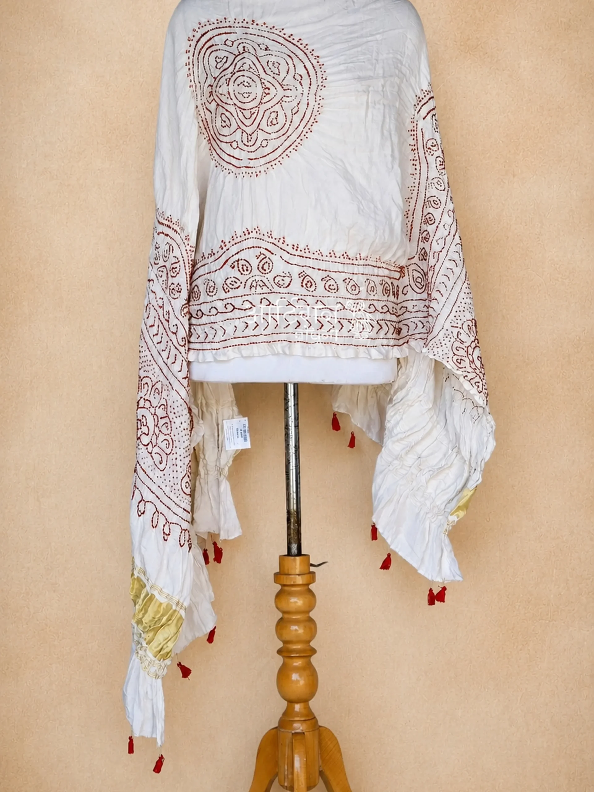 Handcrafted Gaji Silk Dupatta with Bandhani