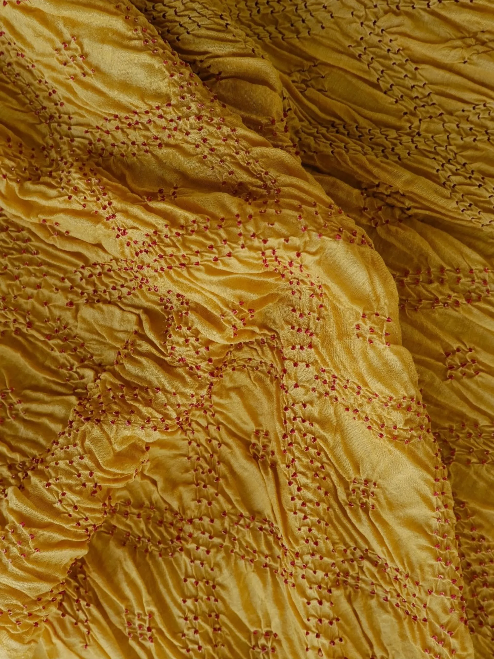 Golden Radiance Munga Silk - Heritage Hand-Tied Bandhani