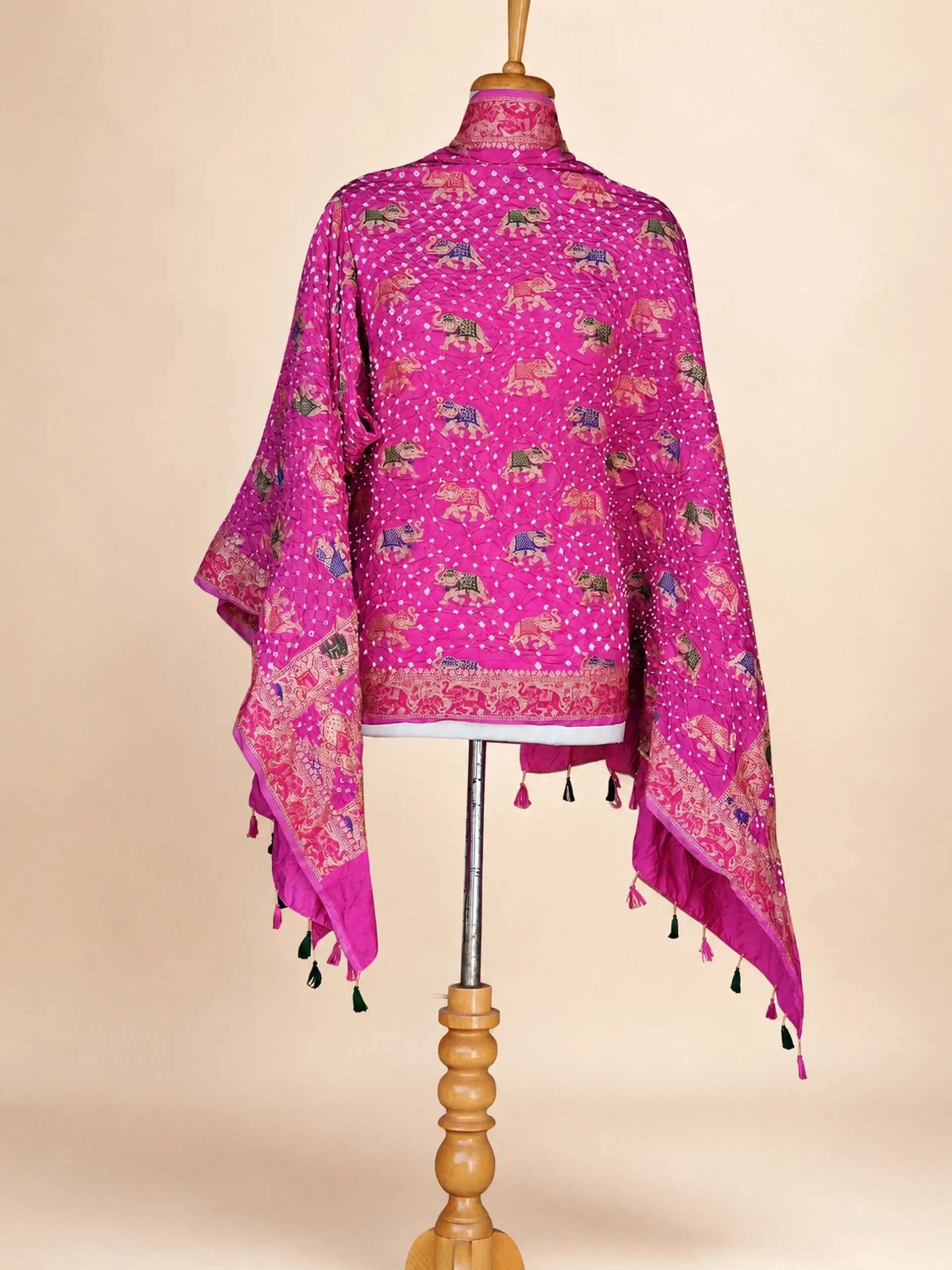 Gulabi Noor – Authentic Bhuj Kutch Dupion Silk Bandhani Dupatta