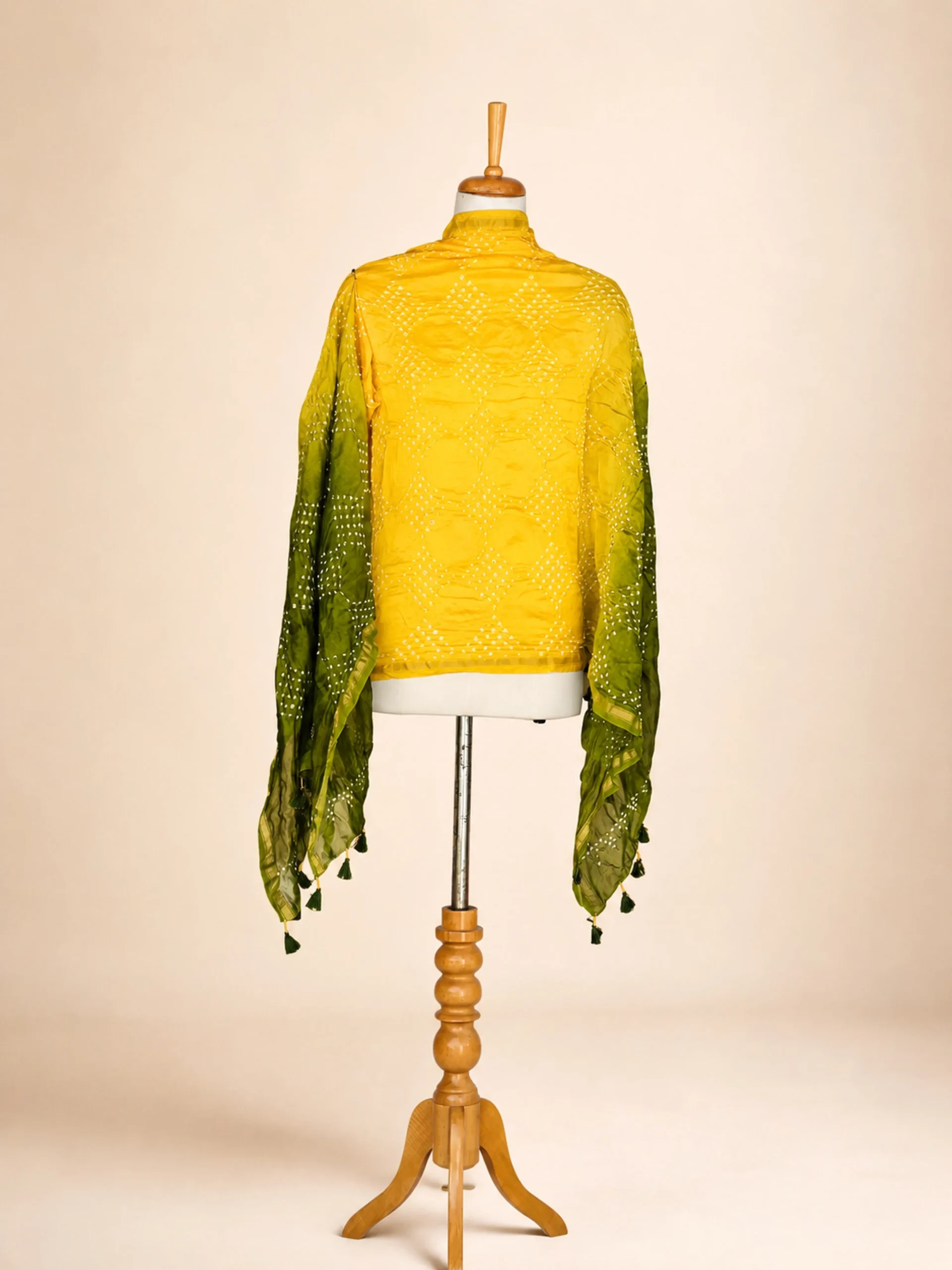 Authentic Bhuj Kutch Pure Chanderi Silk Bandhani Dupatta – Green & Yellow