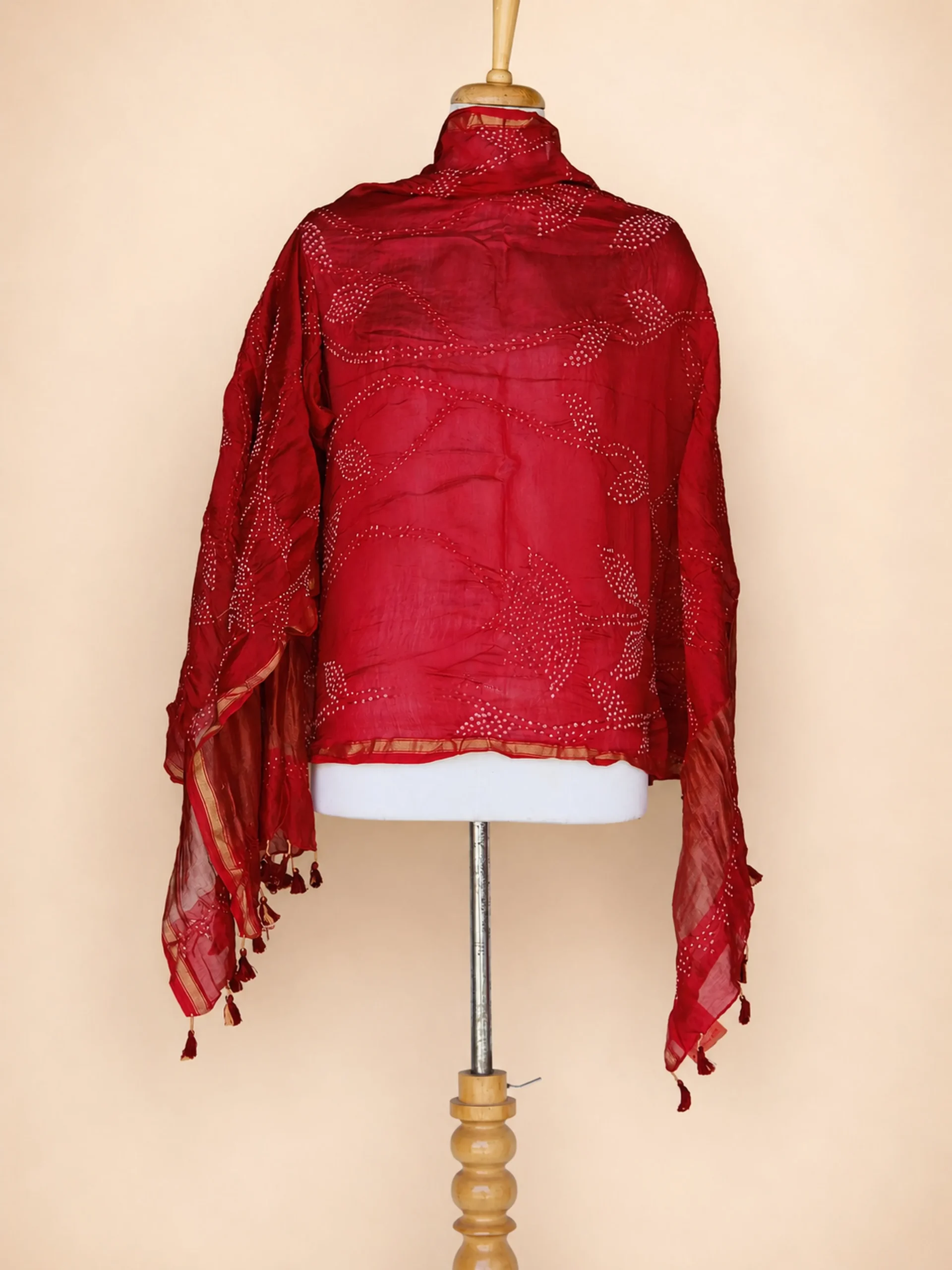 Gulnaar Heirloom – Authentic Kutch Bandhani Dupatta