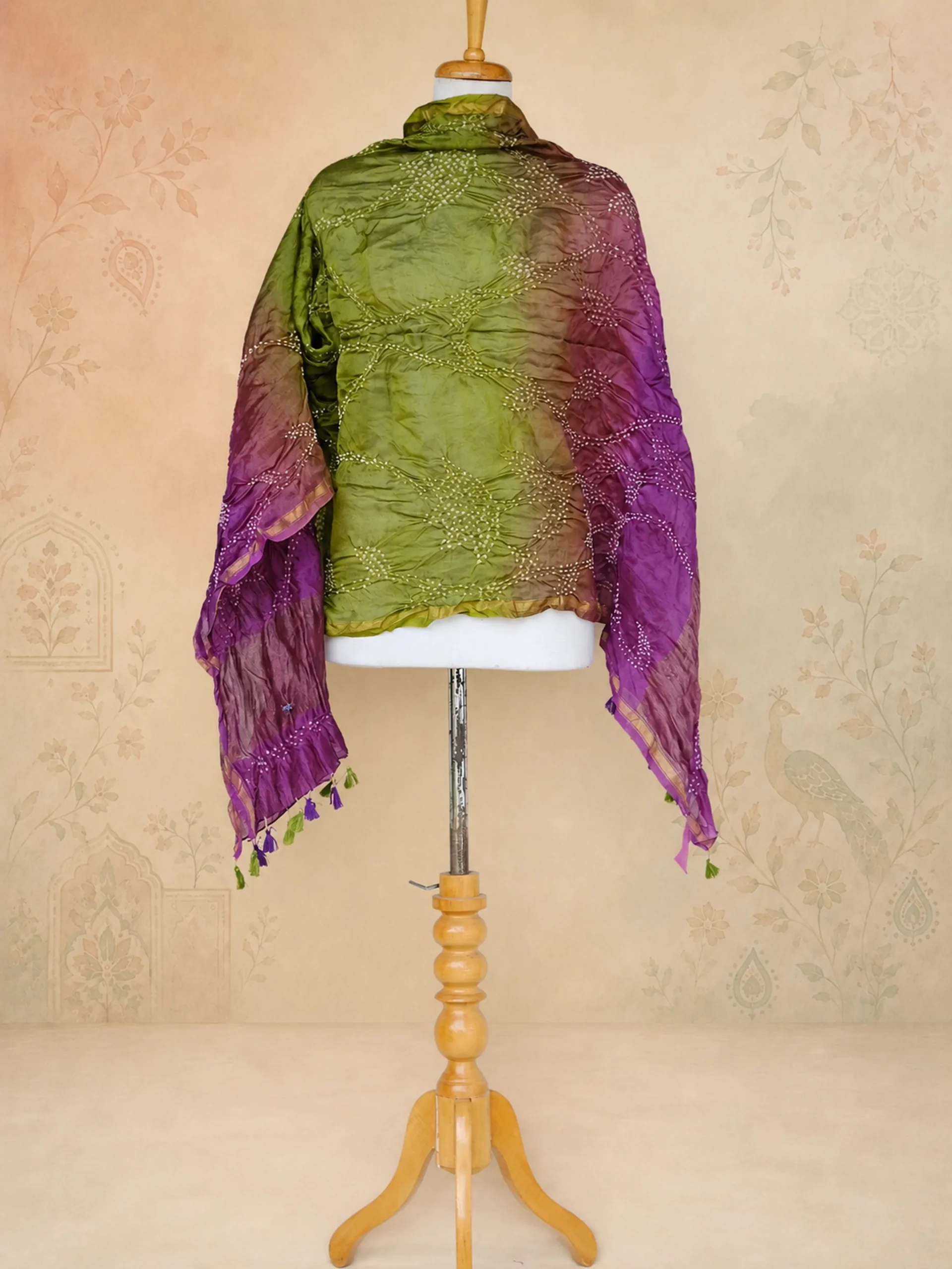 The Imperial Orchid: Dual-Tone Purple and Green Chanderi Dupatta