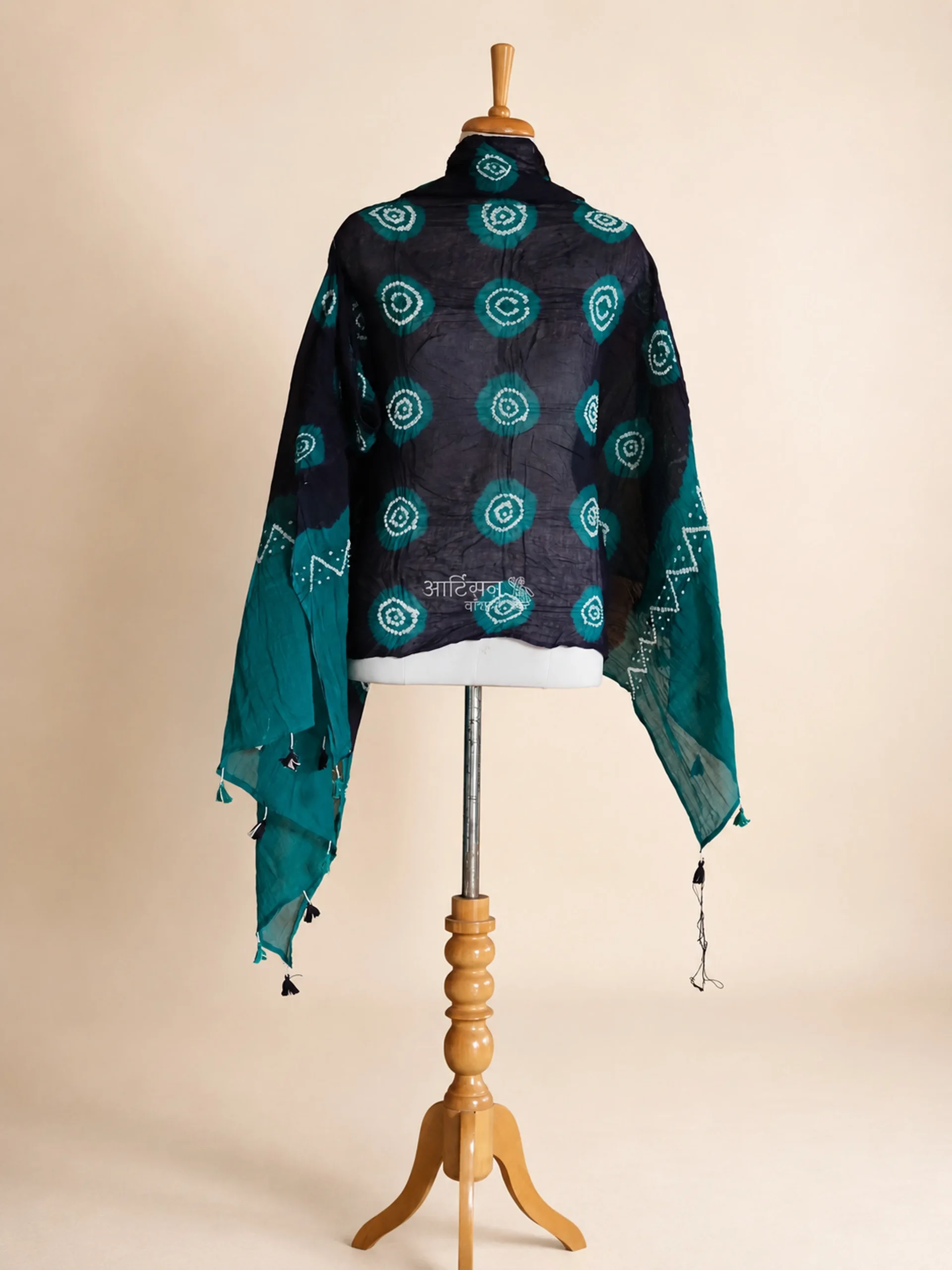 Traditional Bhuj Bandhani Pure Cotton Dupatta in Blue & Green