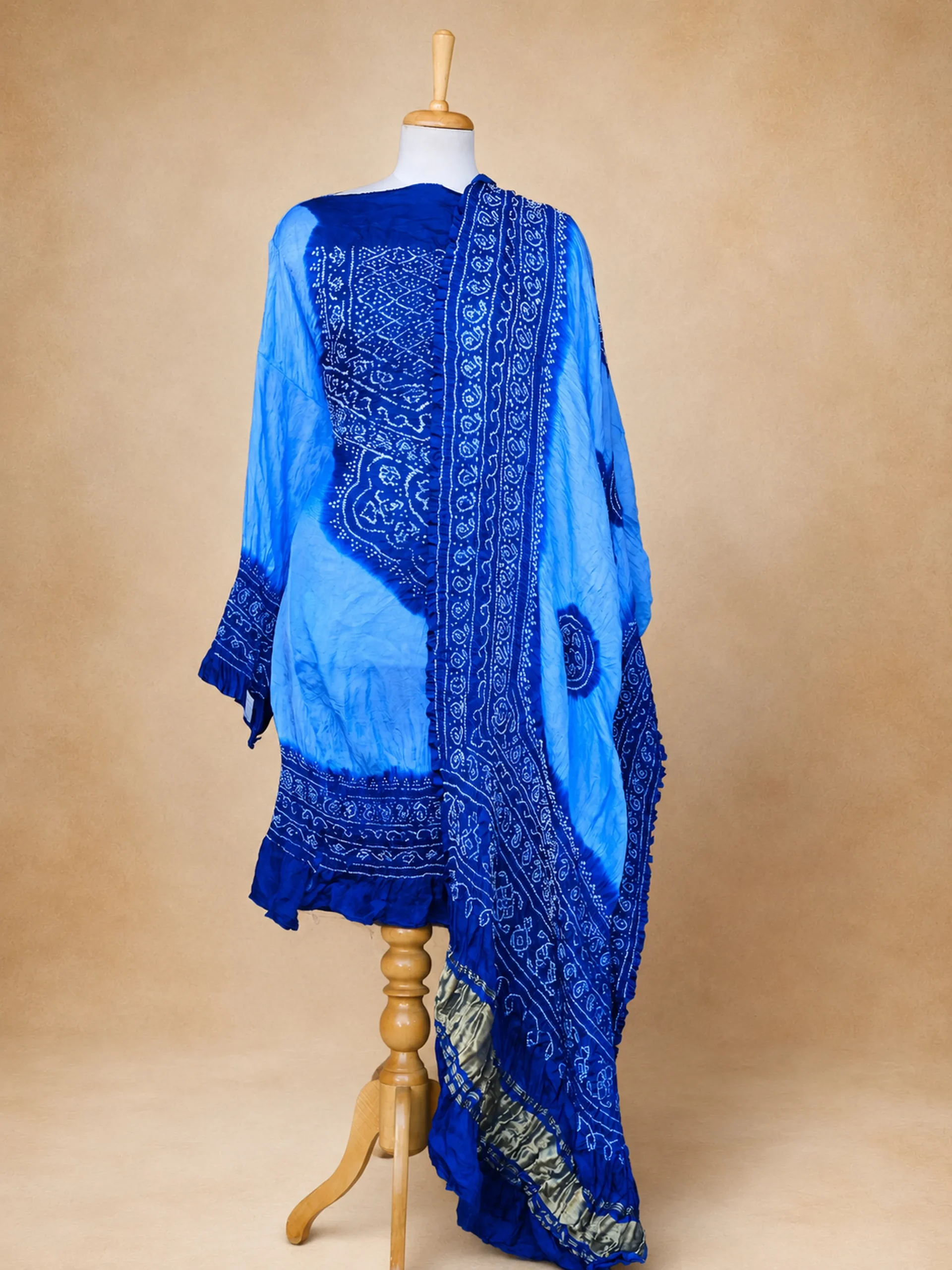 Neel Noor – Handcrafted Pure Gaji Silk Bandhani Aabha